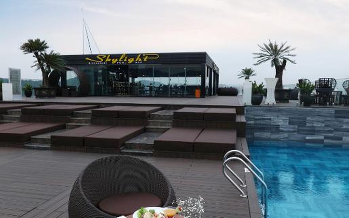 Central Luxury Hạ Long Hotel