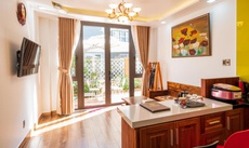 La Fleur Premium Central Apartment