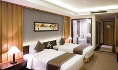 Muong Thanh Luxury Nhat Le Hotel