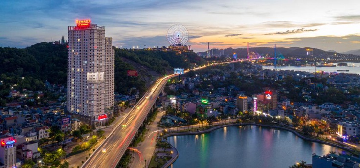 Ramada Hotel & Suites by Wyndham Halong Bay View