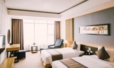 Muong Thanh Luxury Nhat Le Hotel