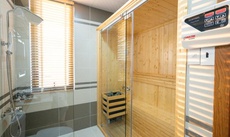 La Fleur Premium Central Apartment
