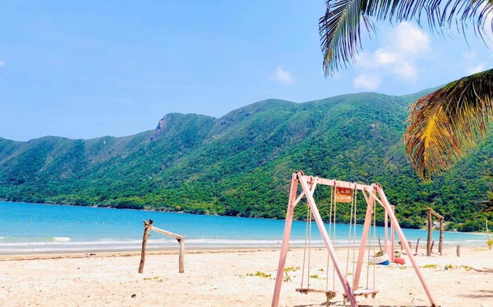 Tan Son Nhat Con Dao Resort