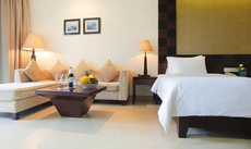Olalani Resort & Condotel