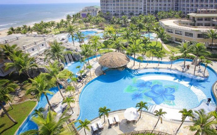 Olalani Resort & Condotel