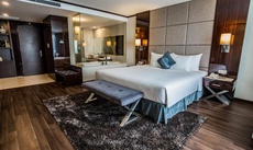 Central Luxury Hạ Long Hotel
