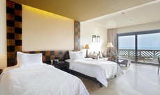 Olalani Resort & Condotel